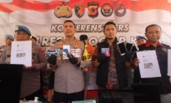 Judi Online di Jabar, Polisi Berhasil Menangkap 2 Perekrut Selebgram untuk Promosi