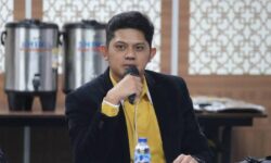54 Sapi Bantuan Mati, Andi Akbar Minta Kelompok Tani Biayai Peternakan Secara Mandiri