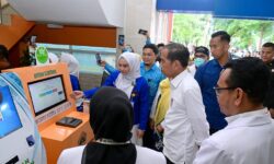 Respons Positif Pasien Berobat di RSUD Anwar Makkatutu di Bantaeng Ketika Dicek Jokowi