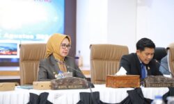 Pemkot Bontang Sampaikan Nota APBD Perubahan 2024