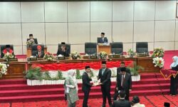 Andi Faiz dan Sitti Yara jadi Pimpinan Sementara DPRD Bontang