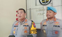 Viral Video Polwan, Kabid Humas Polda Jatim: Yang Ditegur Pengunjung Minum Miras