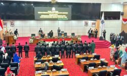 Pelantikan Anggota DPRD Bontang 2024-2029, Basri Rase Bacakan Sambutan Mendagri
