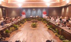 Sidang Kabinet Pertama di IKN Nusantara Bahas Menurunnya PMI