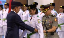 76 Anggota Paskibraka Tahun 2024 Dikukuhkan