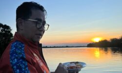 Jelajah Pulau Besing di Berau: Kombinasi Unik Wisata Alam, Bekantan Hingga Kelelawar