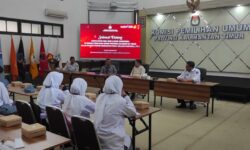 KPU Kaltim Terima Kunjungan Pelajar SMA Budi Luhur