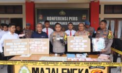 Polisi Bongkar Sebaran Uang Palsu Capai Rp2,5 Miliar