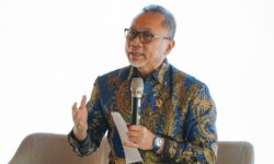 Zulkifli Hasan: Presiden Putuskan Tahun 2025 Tidak Impor Beras dan Harga Gabah Naik