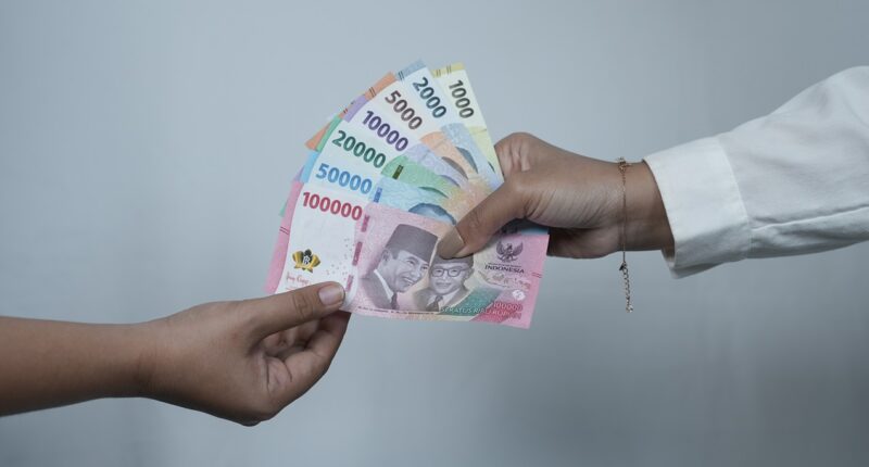 KPK Ungkap Staf Ahli Menhub Budi Karya Terima Fee Proyek DJKA