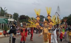 80 Kostum Unik Meriahkan Karnaval Budaya Apresiasi Kaltim 2024 di Samarinda