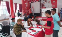 Ciptakan Nuansa Santai, Petugas KPPS Lapas Nunukan Berbusana Adat Nusantara