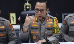 Polisi Tangkap Pasutri Penyelenggara Pesta Seks
