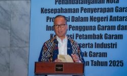 MoU Petambak Garam-Industri Tingkatkan Kualitas dan Keterserapan Garam Rakyat
