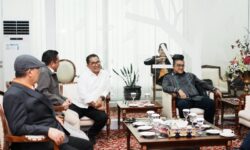 Ketua KPU Kaltim Dampingi Pj Gubernur Terima Kunjungan Komisi II DPR RI