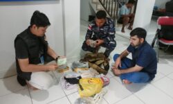 Hendak ke Malaysia Secara Ilegal, TNI AL Lanal Nunukan Amankan Warga Pakistan di Sebatik