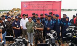 KKP Segel Pagar Laut di Perairan Bekasi