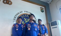 154 Personel Polair Bongkar Pagar Laut di Perairan Tangerang
