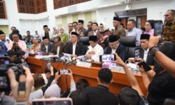 DPR: Biaya Haji 2025 Turun, Jemaah Tetap Nikmati Pelayanan Maksimal
