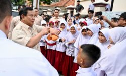 Presiden Prabowo Tinjau Program MBG di Bogor