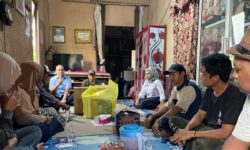 Kekurangan Air Bersih, Warga Suryanata Kadang Mandi Pakai Air Hujan