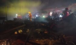 Kebakaran di Batu Cermin Hanguskan Kios, Salon dan Bengkel