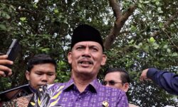 Polisi Tahan Arsin Kades Kohod Terkait Kasus Pagar Laut Tangerang