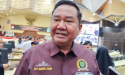 Gantikan Saefuddin Zuhri, Abdul Giaz 10 Februari Dilantik sebagai Anggota DPRD Kaltim