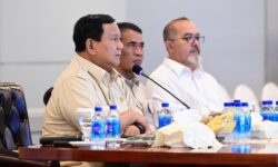 Presiden Prabowo Naikkan Harga Gabah jadi Rp6.500/Kilogram