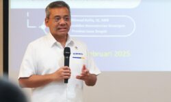 Kemenkeu Harus Jadi Contoh dalam Efisiensi Anggaran