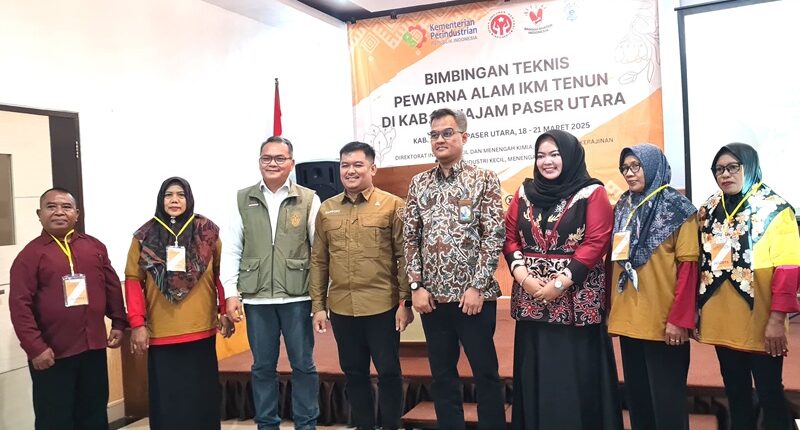 Kemenperin-Dekranas Bimbing IKM Tenun di PPU Gunakan Pewarna Alam