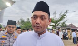 Wagub Seno Aji Imbau Kepala SMAN/SMKN/SLB Segera Urus Administrasi Honor Guru Honorer