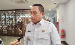 Jemaat Gereja Keluhkan Larangan Parkir di Belakang Lamin, Wagub Kaltim: “Akan Kami Cek”