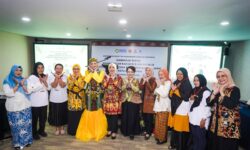 Kemenperin dan Dekranas Dorong Diversifikasi Produk Kerajinan Manik-Manik di Kaltim