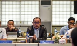 Atasi Pelemahan Daya Beli, Hanif Dhakiri: Otoritas Fiskal-Moneter Harus Intens Berkoordinasi