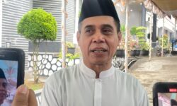 Makan Bersama Momen Idulfitri di Rumah Helmi Abdullah, Warga Datang dari Jam 10 Pagi