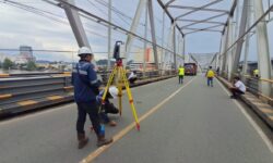 BBPJN Uji Kekuatan Konstruksi Jembatan Mahakam