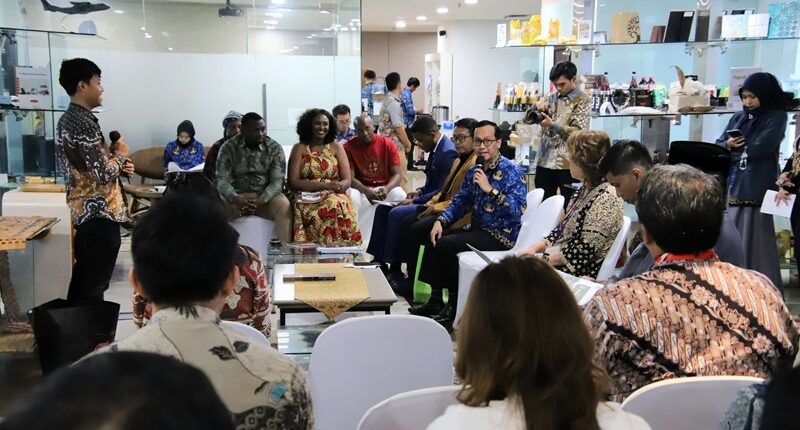 Jejaring Kunci untuk Memperkuat Posisi Bisnis