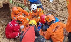 UPDATE Longsor di Samarinda: 2 Meninggal Dunia, 2 Selamat, dan 2 Masih Dalam Pencarian