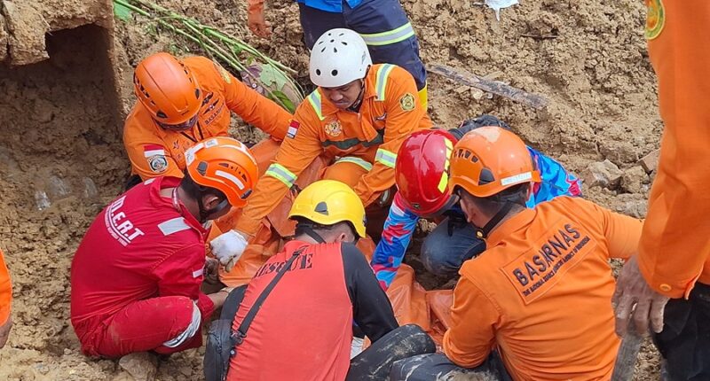 UPDATE Longsor di Samarinda: 2 Meninggal Dunia, 2 Selamat, dan 2 Masih Dalam Pencarian