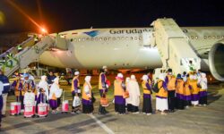 Kloter I Diberangkatkan, Bandara SAMS Sepinggan Beri Layanan Maksimal 5.747 Calon Haji