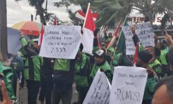 Demo Transportasi Online di Samarinda, Ivan: Aplikator Makin Kaya, Driver Makin Miskin