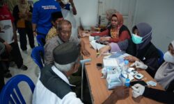 Tim Medis Gabungan Kaltim Turun Langsung Periksa Lansia di Samarinda