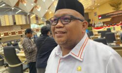 Agusriansyah Ridwan Minta Pemprov Kaltim Percepat Infrastruktur Dasar di Sangkulirang Seberang
