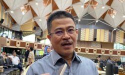 Darlis: Waspadai Anak Bertemu Orang Berperilaku Menyimpang di Medsos