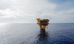 Harga Rata-rata Minyak Mentah Indonesia April Turun ke Level USD65,29 per Barel
