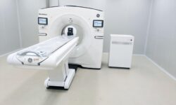 PT GE HealthCare dengan PT Forsta Kalmedic Global Produksi CT Scan