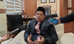 Siswa Kurang Mampu di 13 SMP Swasta Balikpapan Dapat Subsidi SPP dari Pemkot