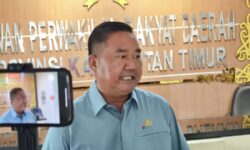 Ekti Imanuel Minta Masyarakat Tidak Parno dengan Covid-19
