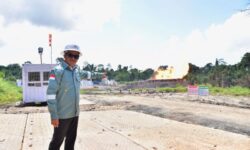 Menteri ESDM: Proyek Gas Papua Barat Harus Libatkan Masyarakat Lokal